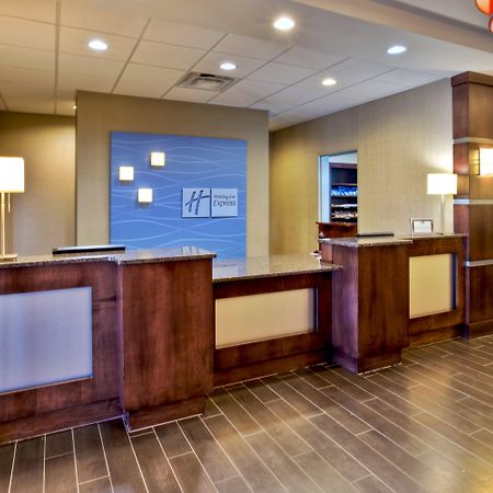 Holiday Inn Express & Suites Oak Ridge By Ihg Esterno foto