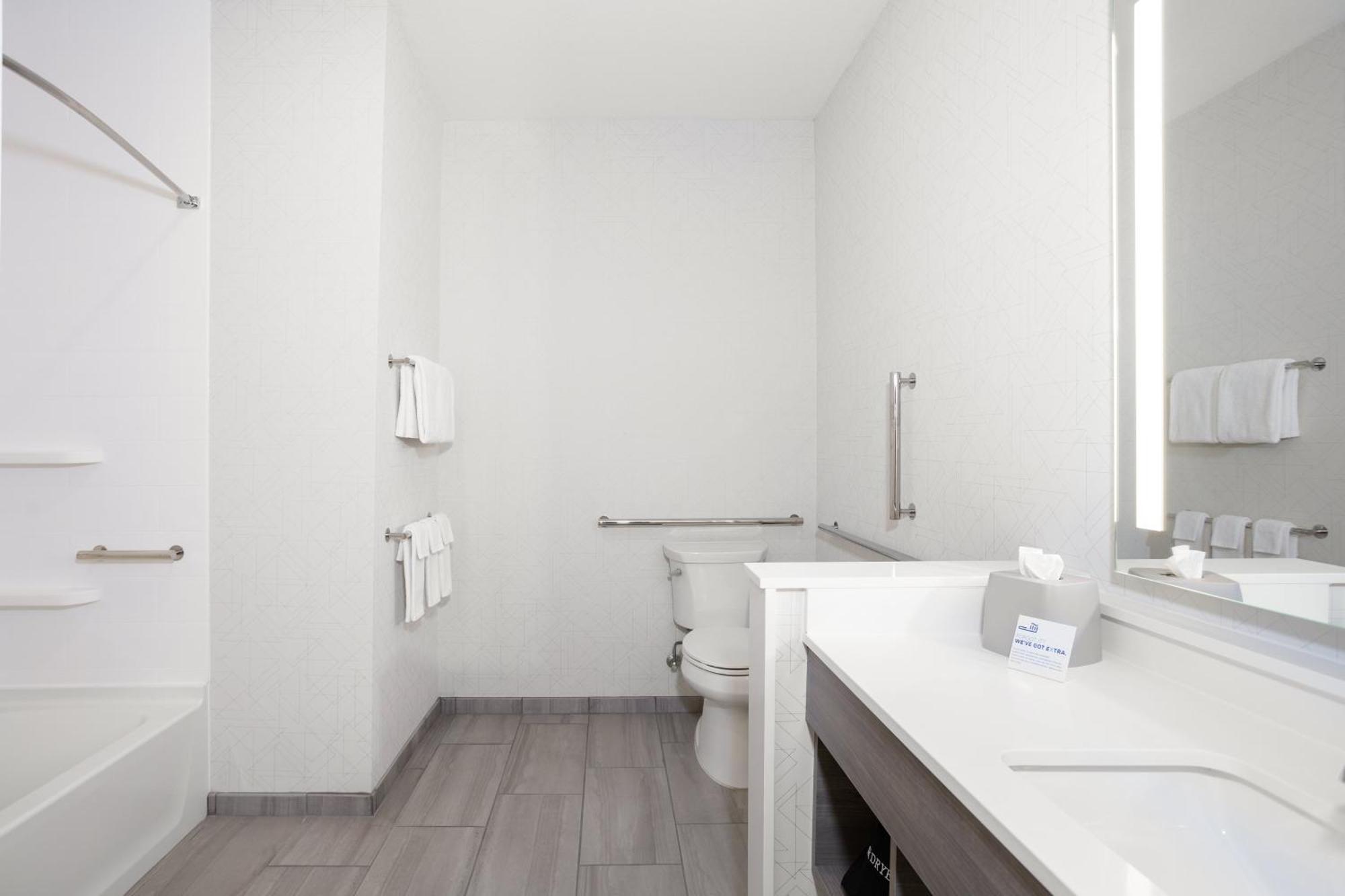 Holiday Inn Express & Suites Oak Ridge By Ihg Esterno foto