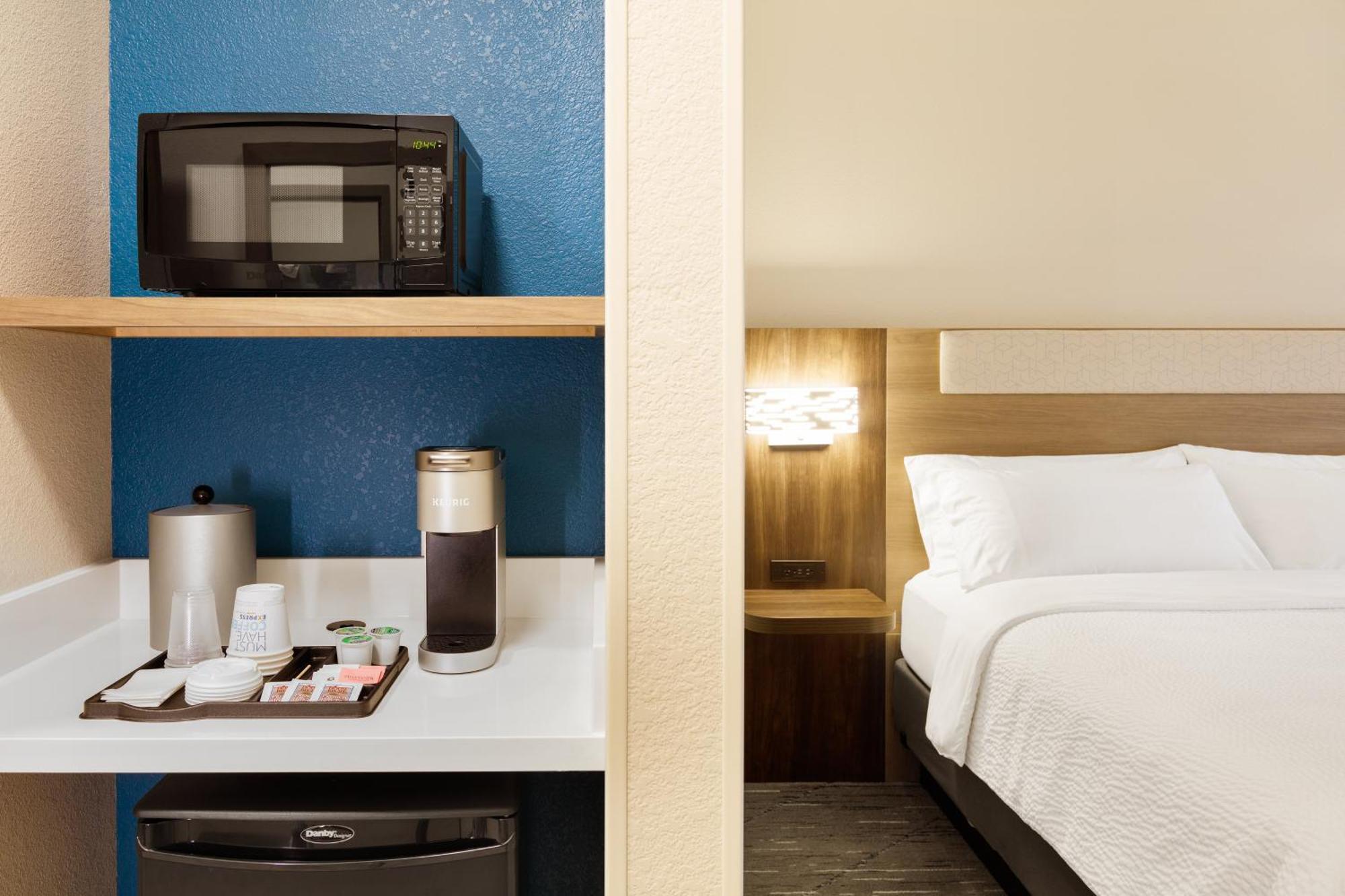 Holiday Inn Express & Suites Oak Ridge By Ihg Esterno foto
