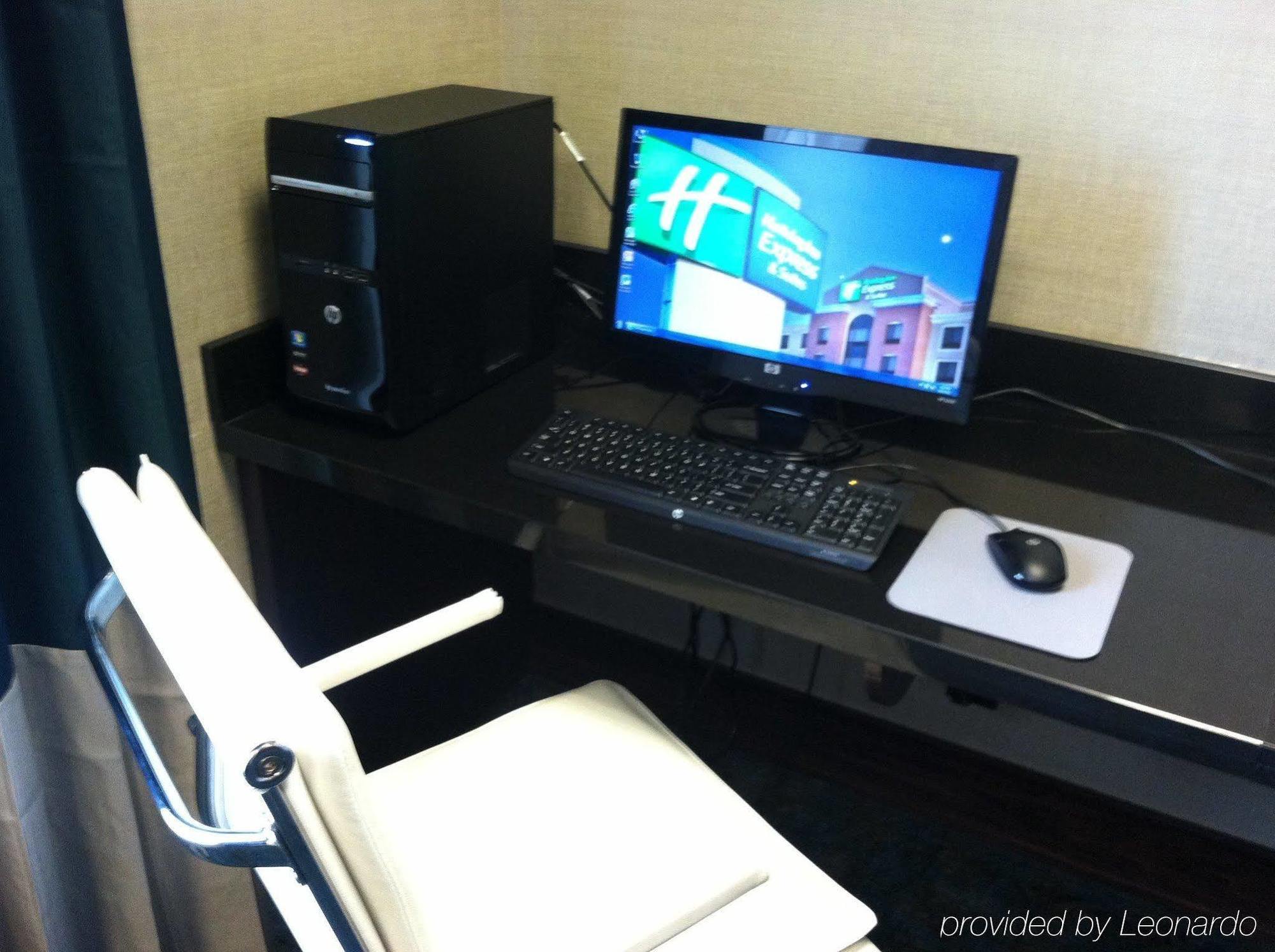Holiday Inn Express & Suites Oak Ridge By Ihg Esterno foto